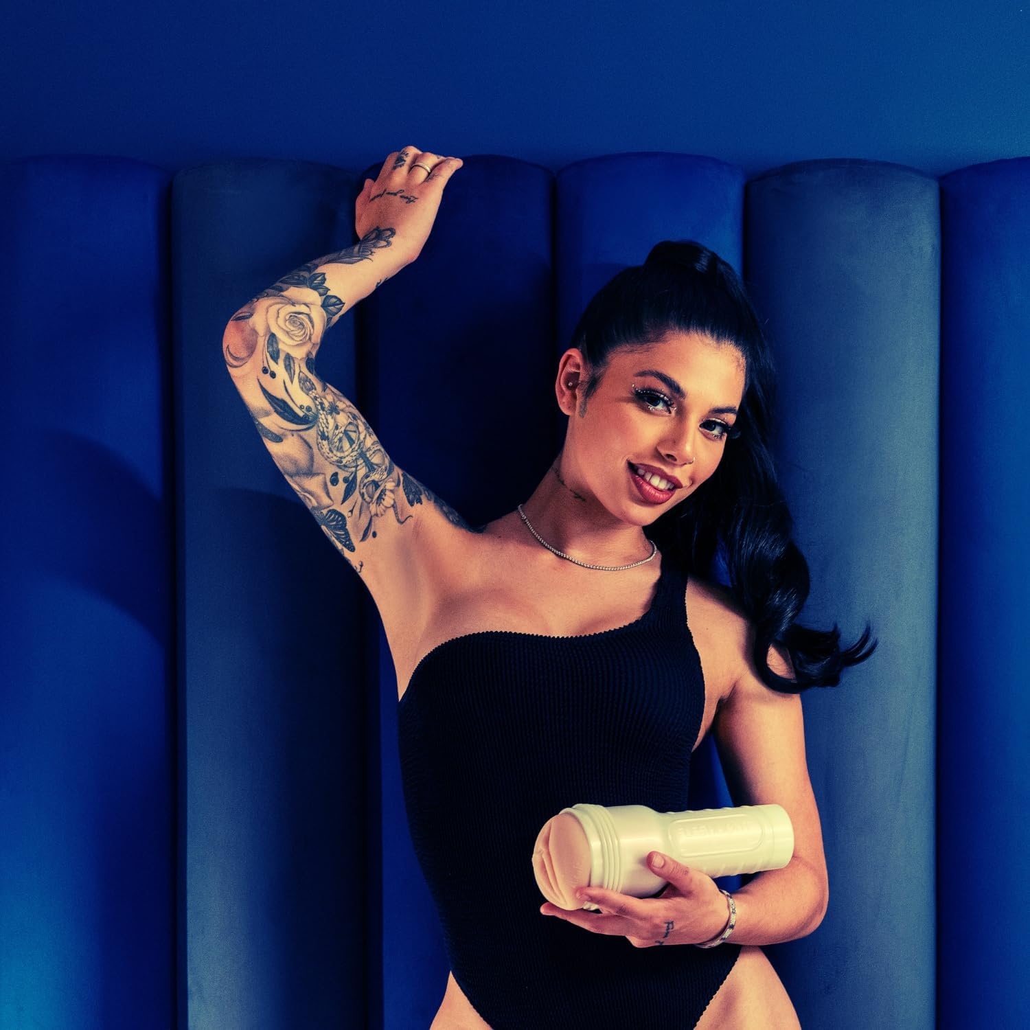 image:imageFleshlight Girls Gina Valentina Stellar Hyper Realistic Male Masturbator